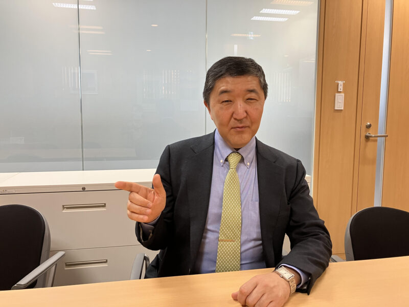 株式会社泉興産 取締役 野澤善雄様へのインタビュー風景